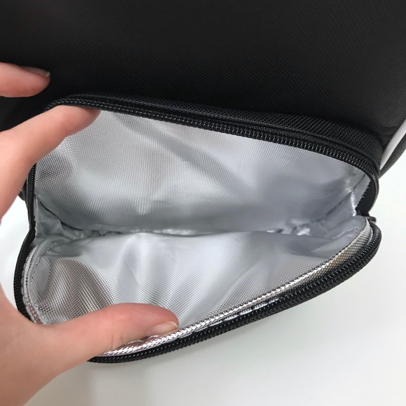 Adidas Originals Santiago Trefoil Black Lunch Bag - Picture 5 of 8